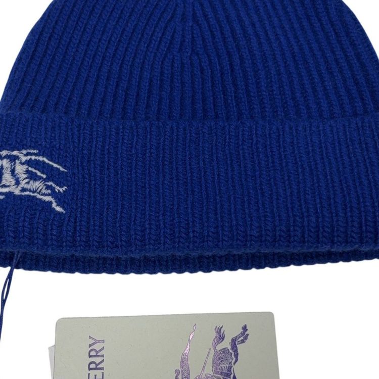 Immagine di Burberry Beanie Blue Accessories 6