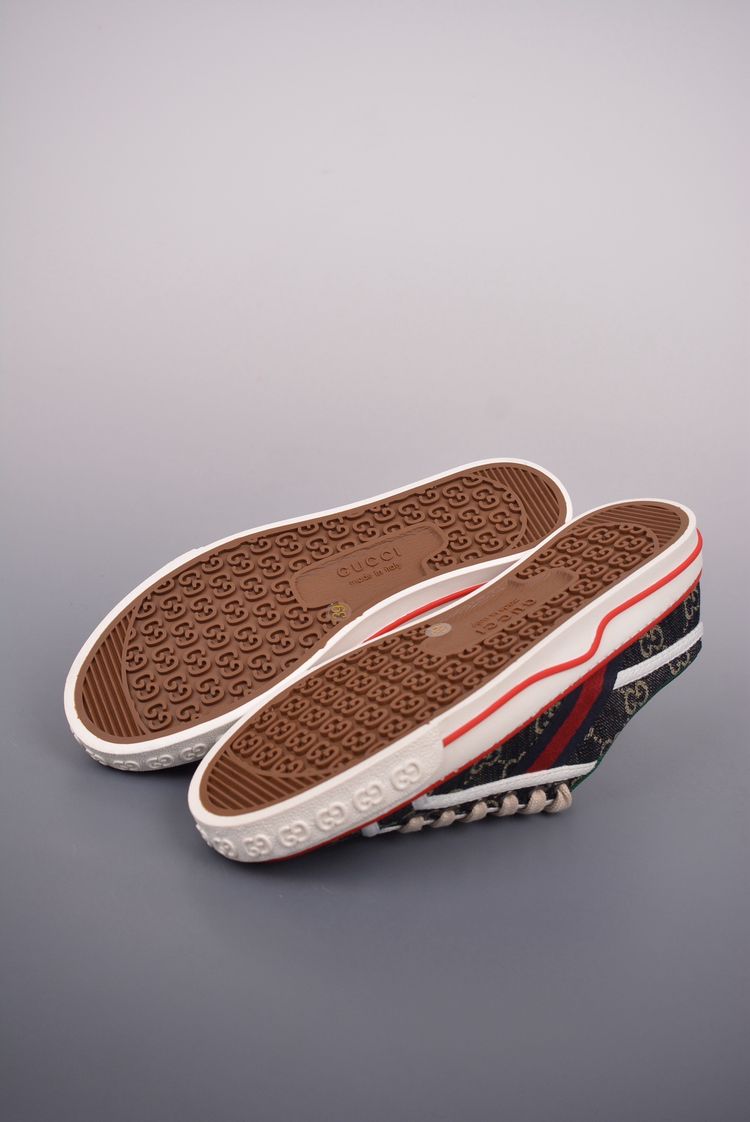 Retro casual sneakers  image 5