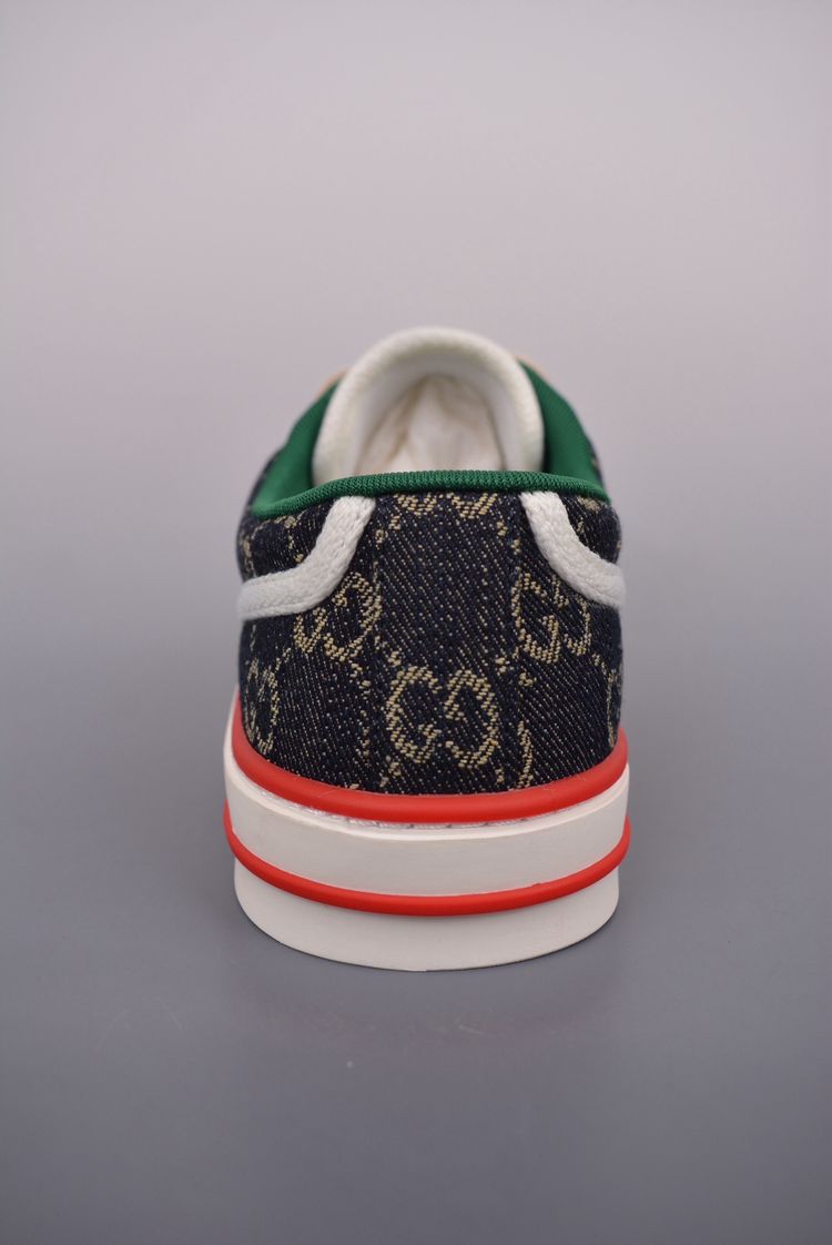 Retro casual sneakers  image 9