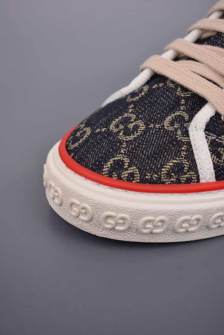 Retro casual sneakers  image 7