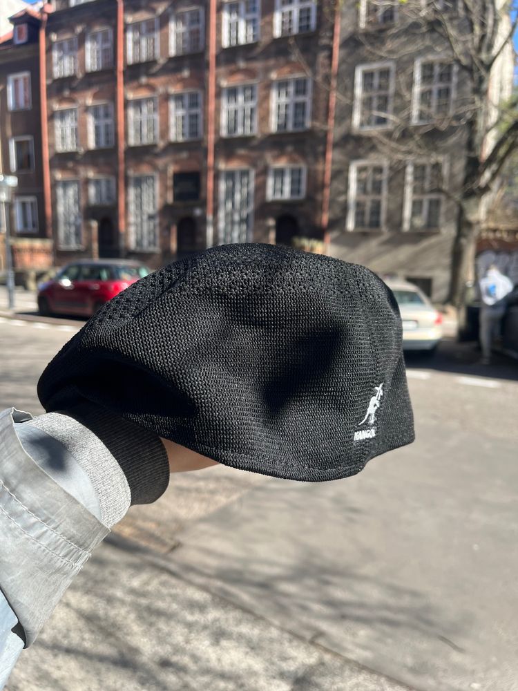 Kangol Black Knit Flat Cap tropik 504 image 1