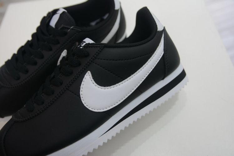 Nike Black And White Sneakers 9