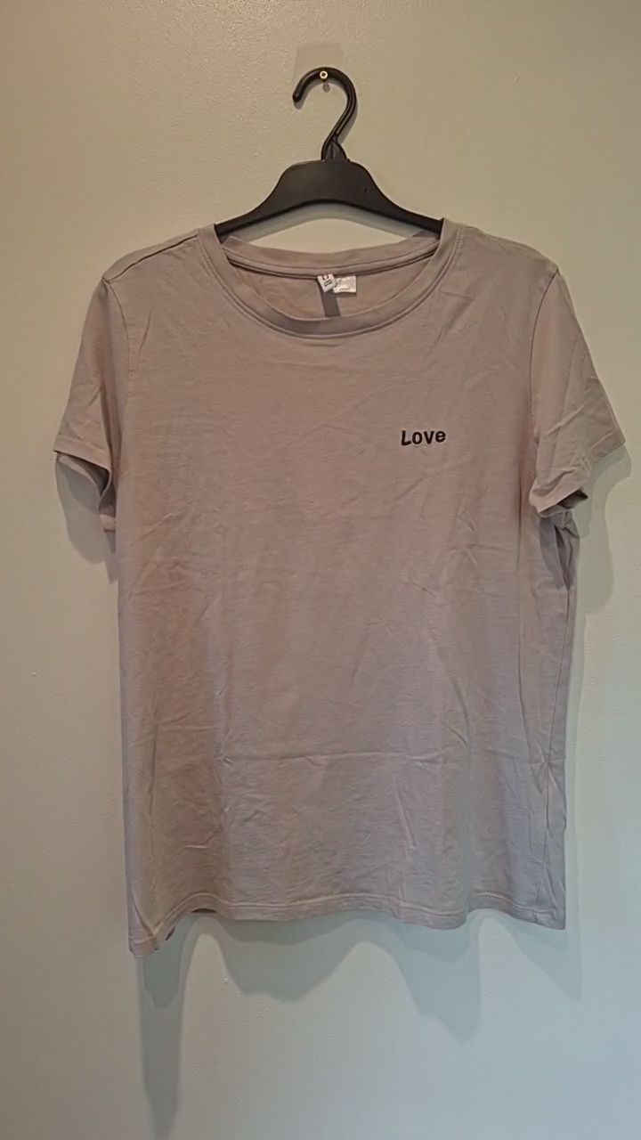 H&m Divided T-Shirt Lpve Slogan image 1