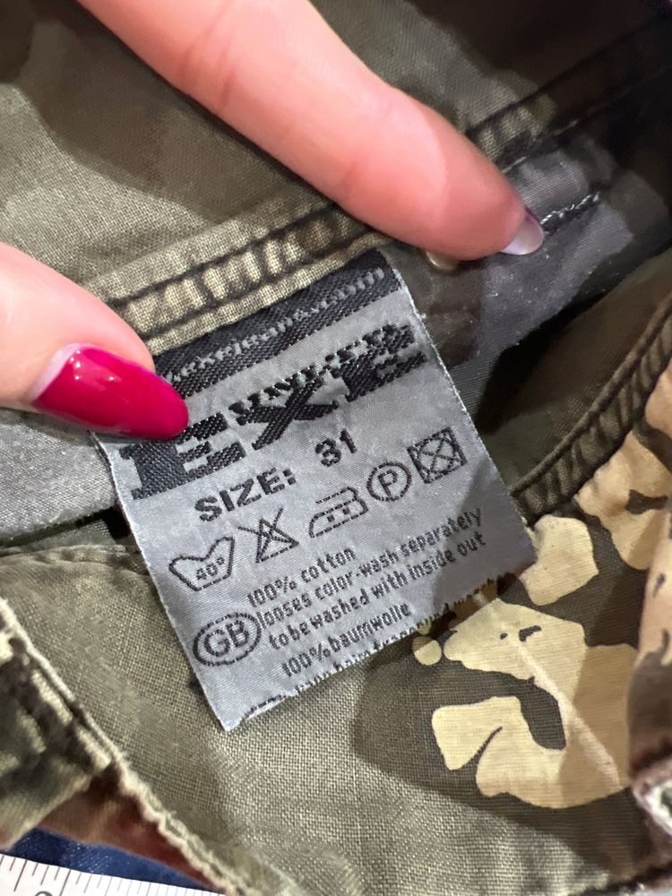 st patrick’s day | medium khaki cargo style skirt image 3