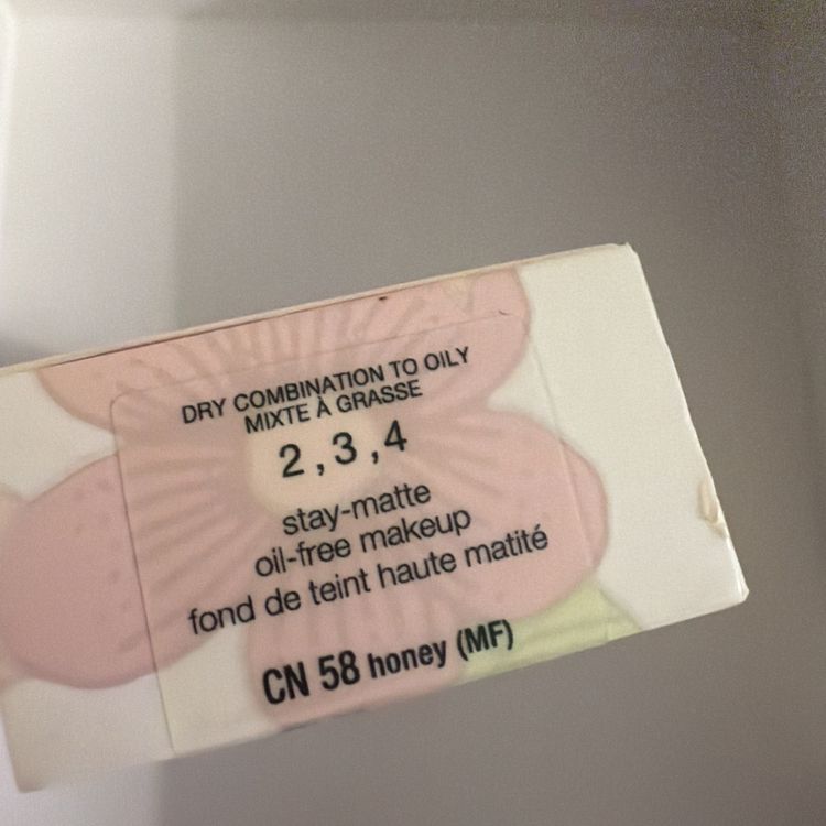 Clinique Stay Matte Oil Free Makeup CN 58 Honey (MF) 30ml BNIB image 2