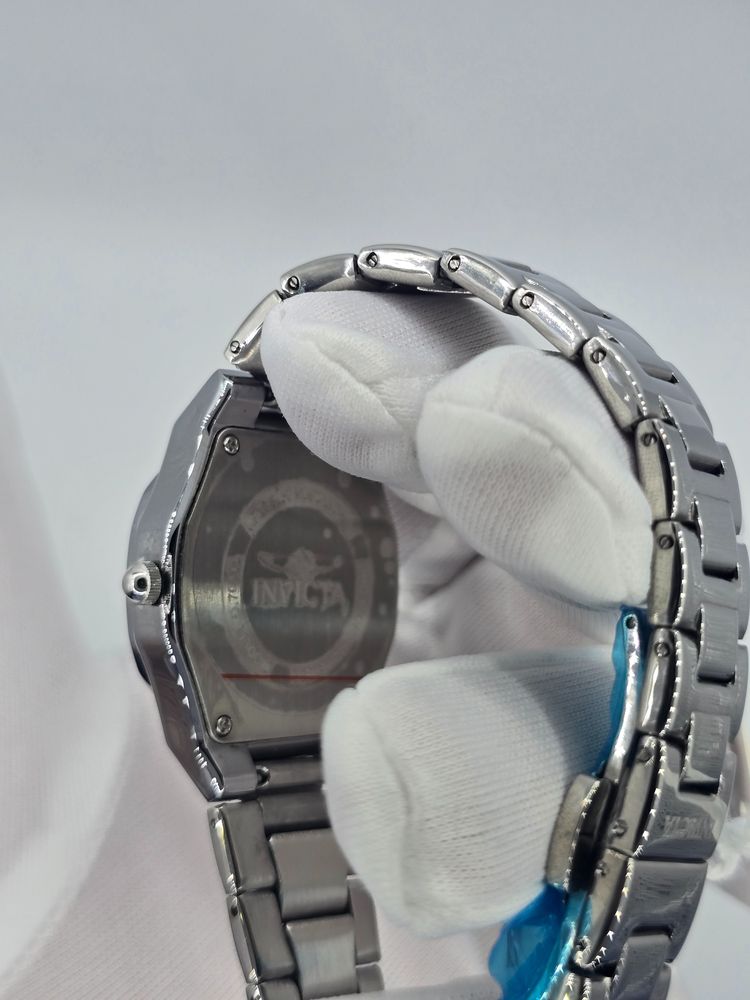 Invicta Celestial Blue image 4