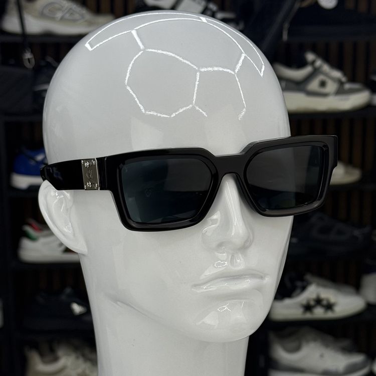 Louis Vuitton LV Match Sunglasses