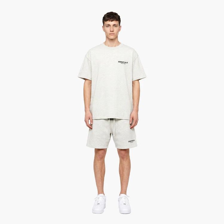 Fear of God Essentials Light Oatmeal - Summerset (T-Shirt & Short) imagen 3