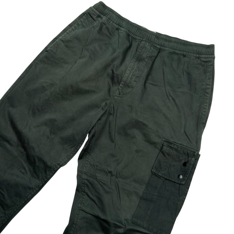 A/W 22 Stone Island Stretch Cotton Cuffed Cargo Trousers - 32 RE-T - Dark Green 6