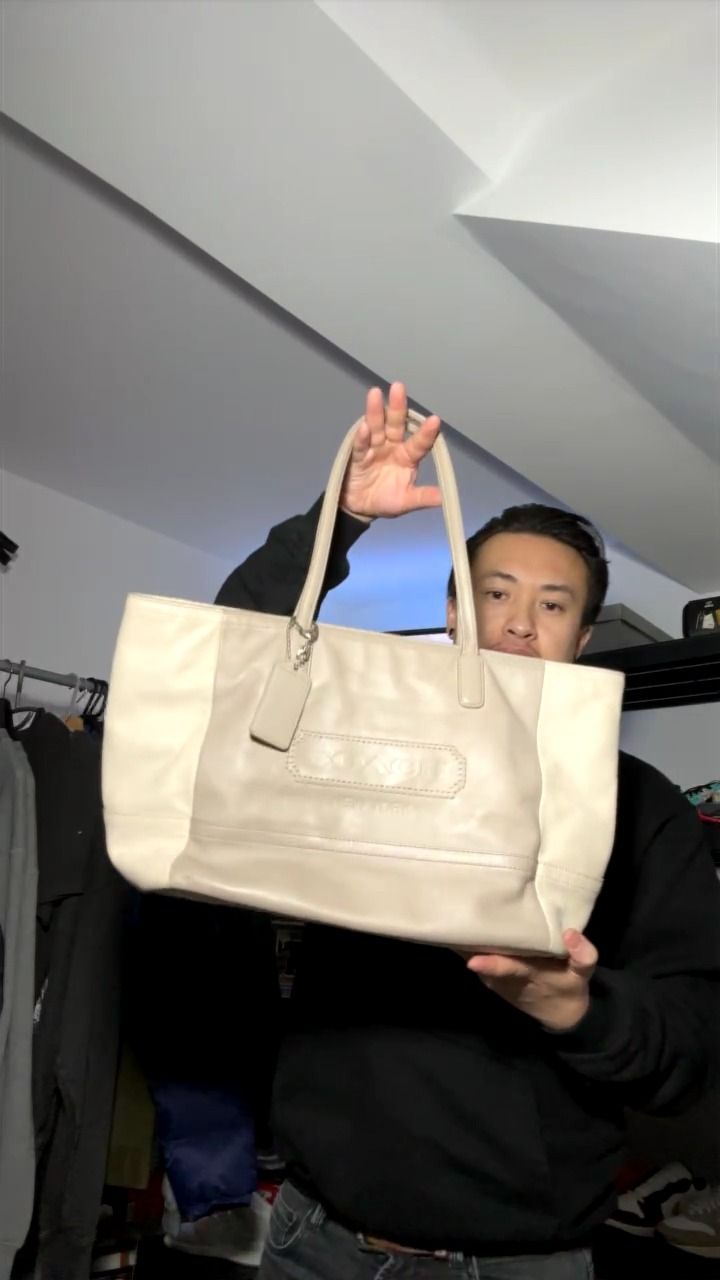 Coach Coach Ladies Bag - Preloved, Minimal Wear product image