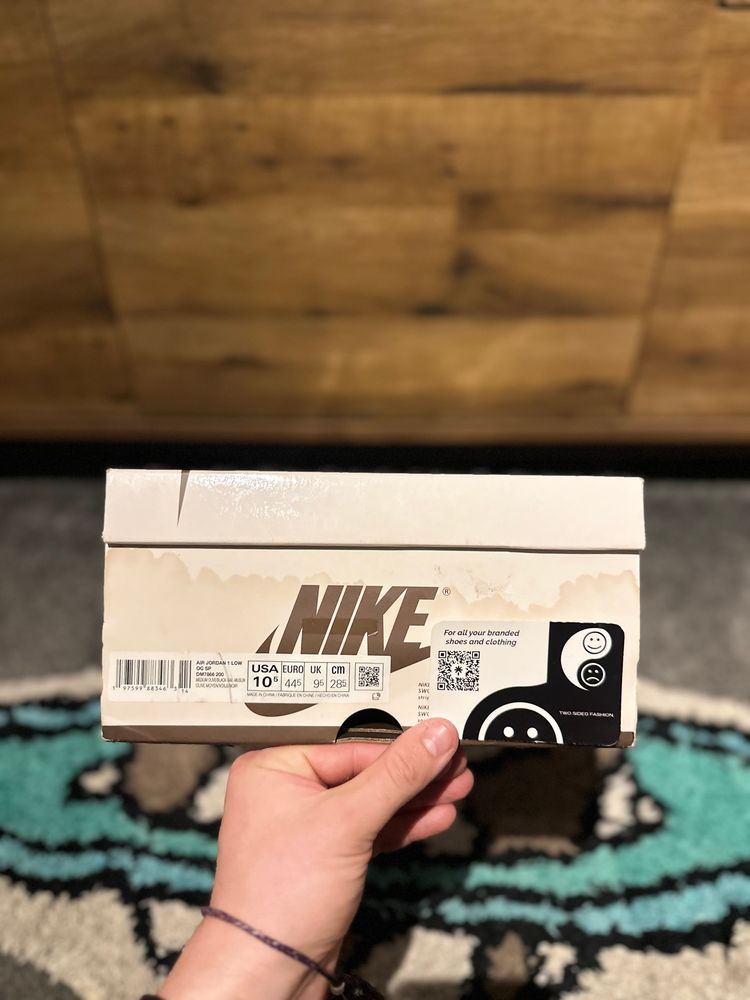 Nike Air Jordan 1 Travis Scott “Medium Olive” U.K. 9.5 image 9
