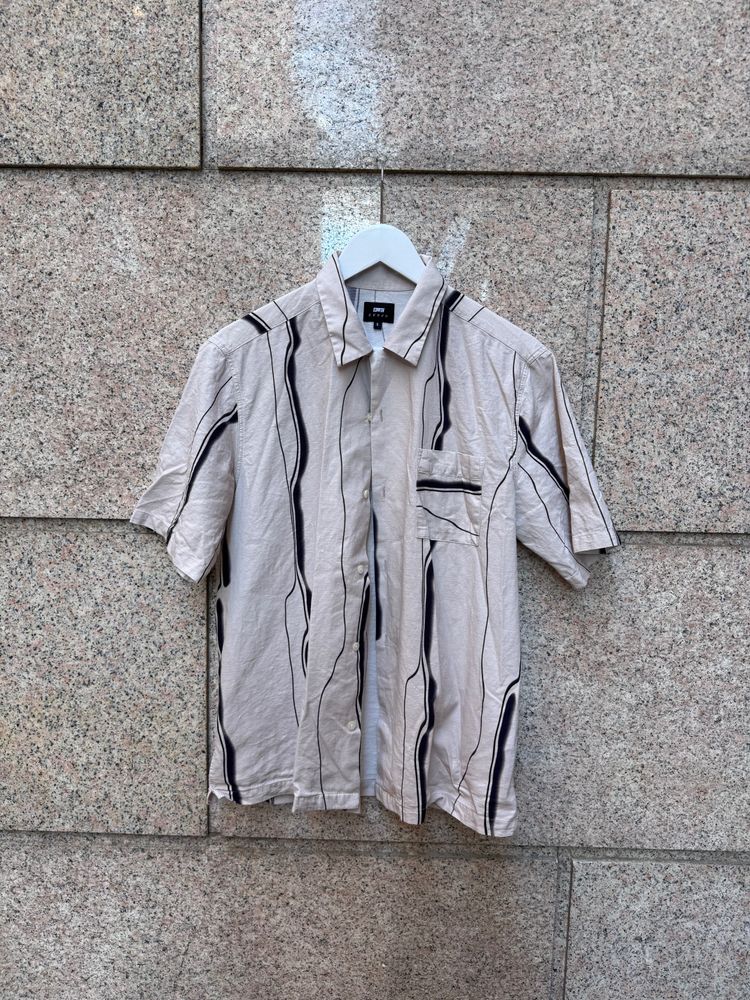 Other beige short sleeve shirt with black abstract lines product image
