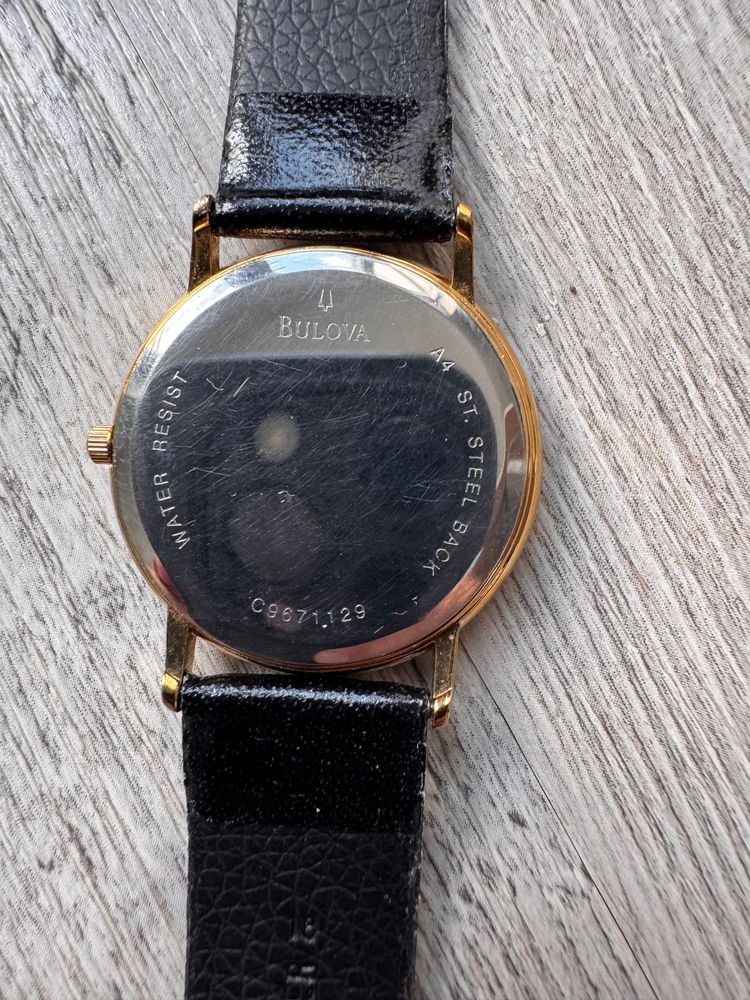 Bulova vintage Wristwatch 2