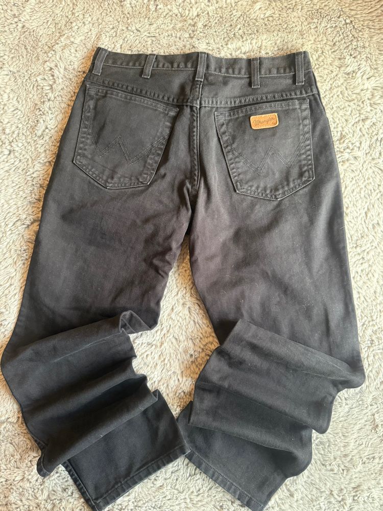 Black Jeans