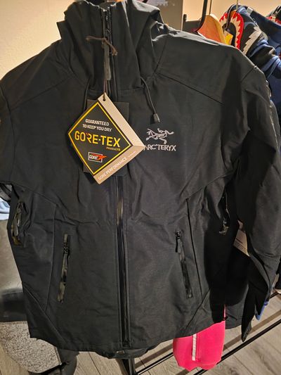 Arc'Teryx Black Gore-Tex Jacket