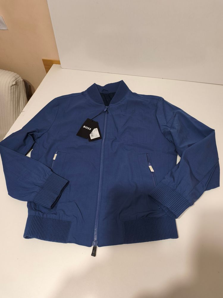 Boss cazadora talla 46 image 1