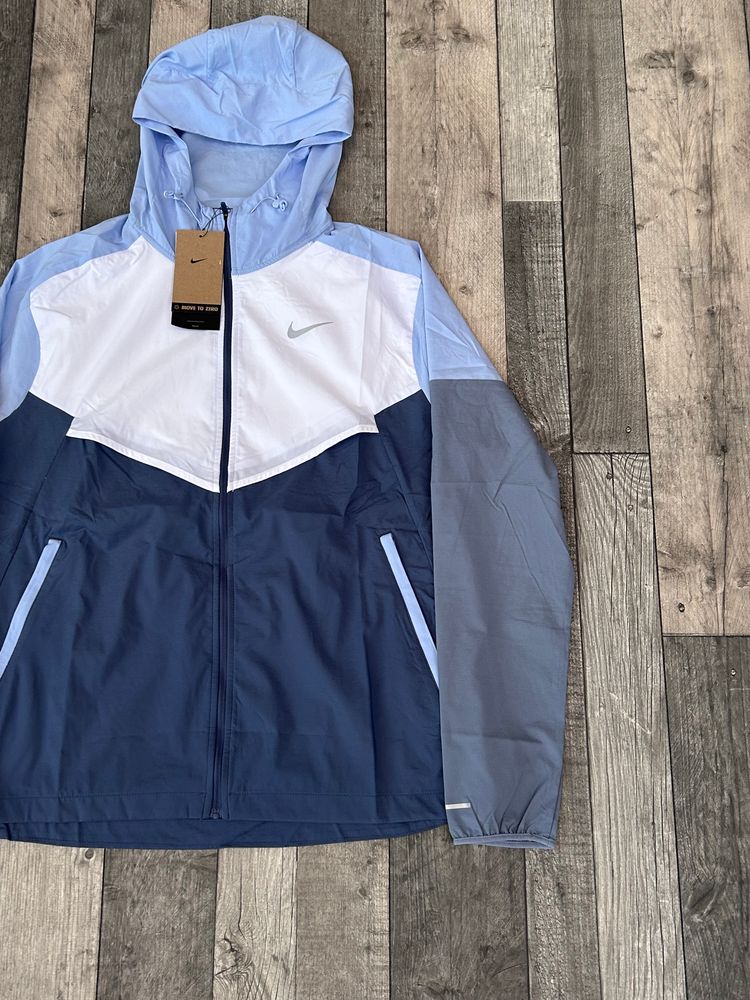 Nike Dri-Fit UV Repel Impossibly Light Hooded Windbreaker - ‘Colour Block White Blue’ - Size Medium  image 2