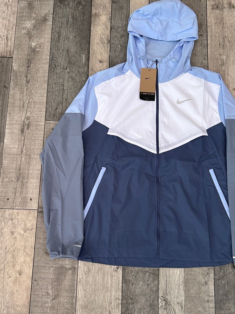 Nike Dri-Fit UV Repel Impossibly Light Hooded Windbreaker - ‘Colour Block White Blue’ - Size Medium  image 4