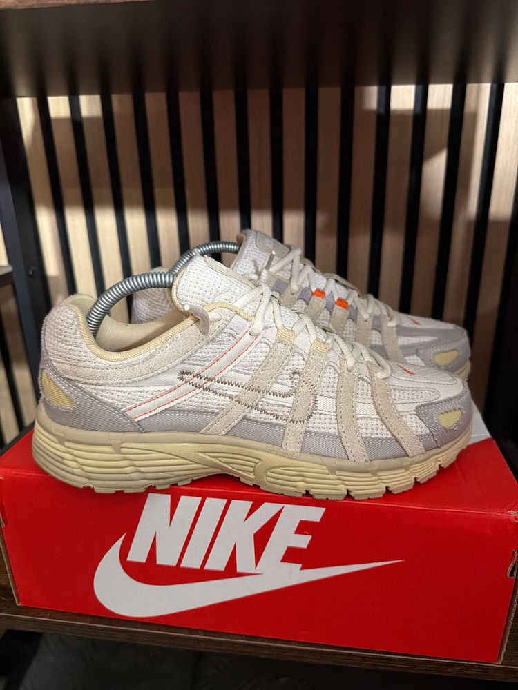 B111 Nike P-6000 Safety Orange 