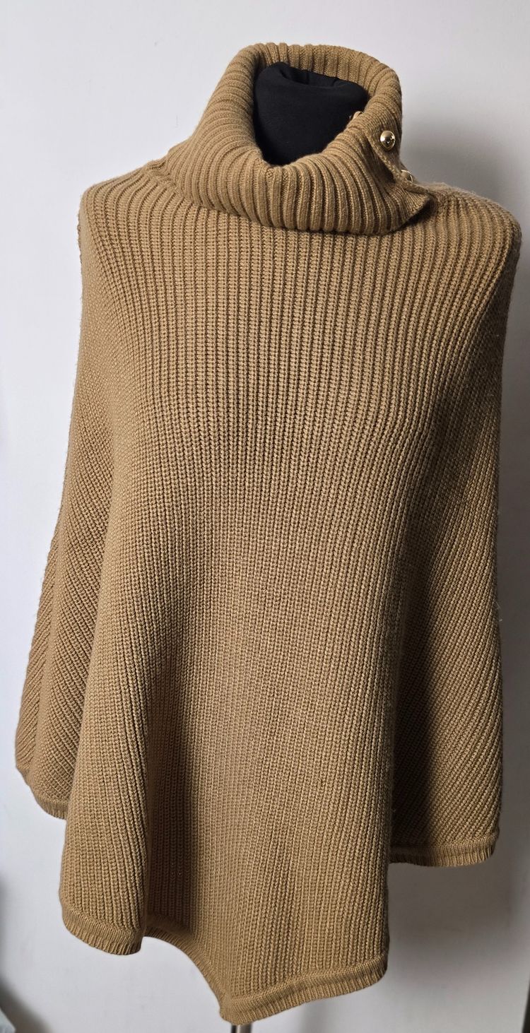 Immagine di Michael Kors Knitted Poncho 2