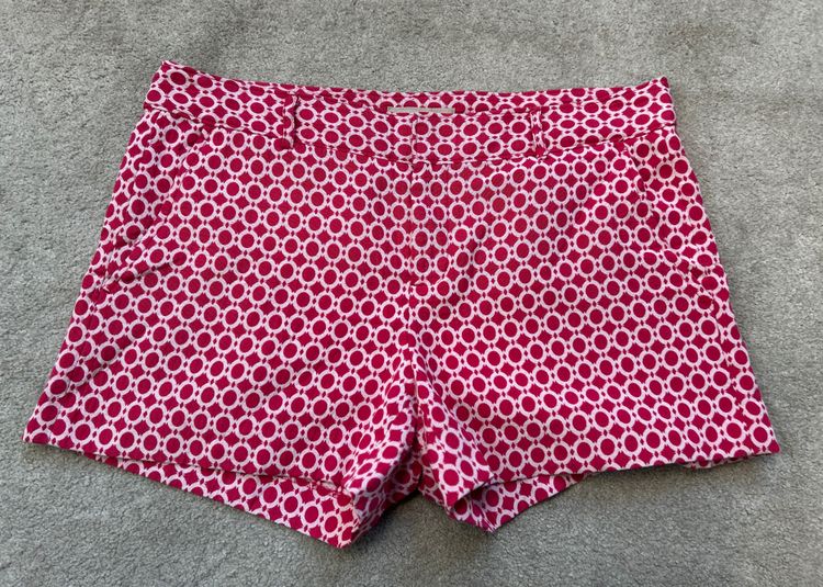 Banana Republic Pink And White Patterned Shorts product image