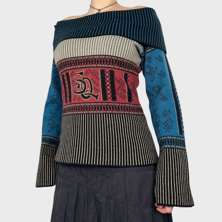 Save The Queen Off The Shoulder Graphic Jumper - M/L