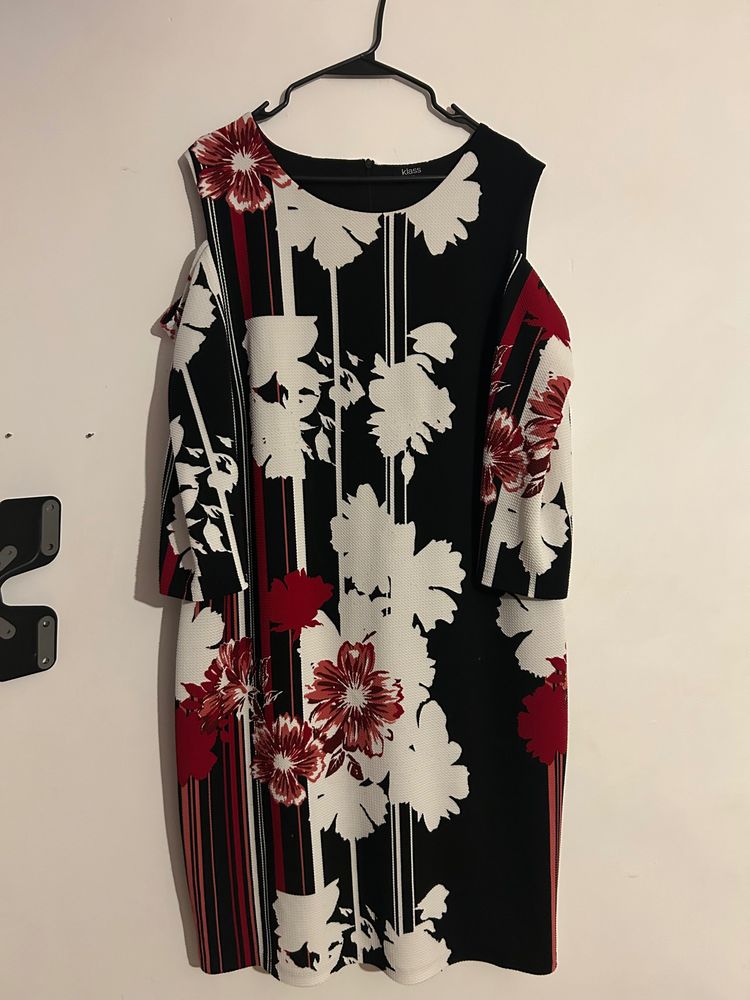 Klass Klass Women'S Floral Cold Shoulder Dress product image