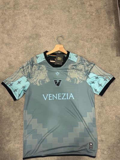 Venezia Sports Jersey