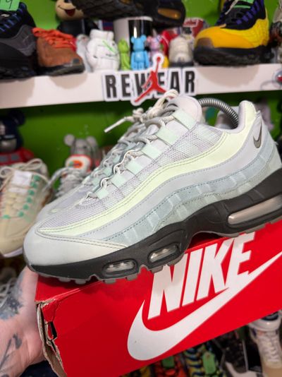 Nike Air Max 95 Sneakers 7 boxed