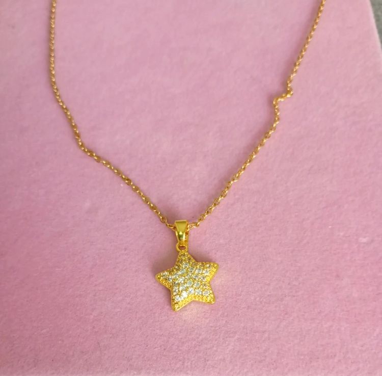 Collana stella luminosa 
