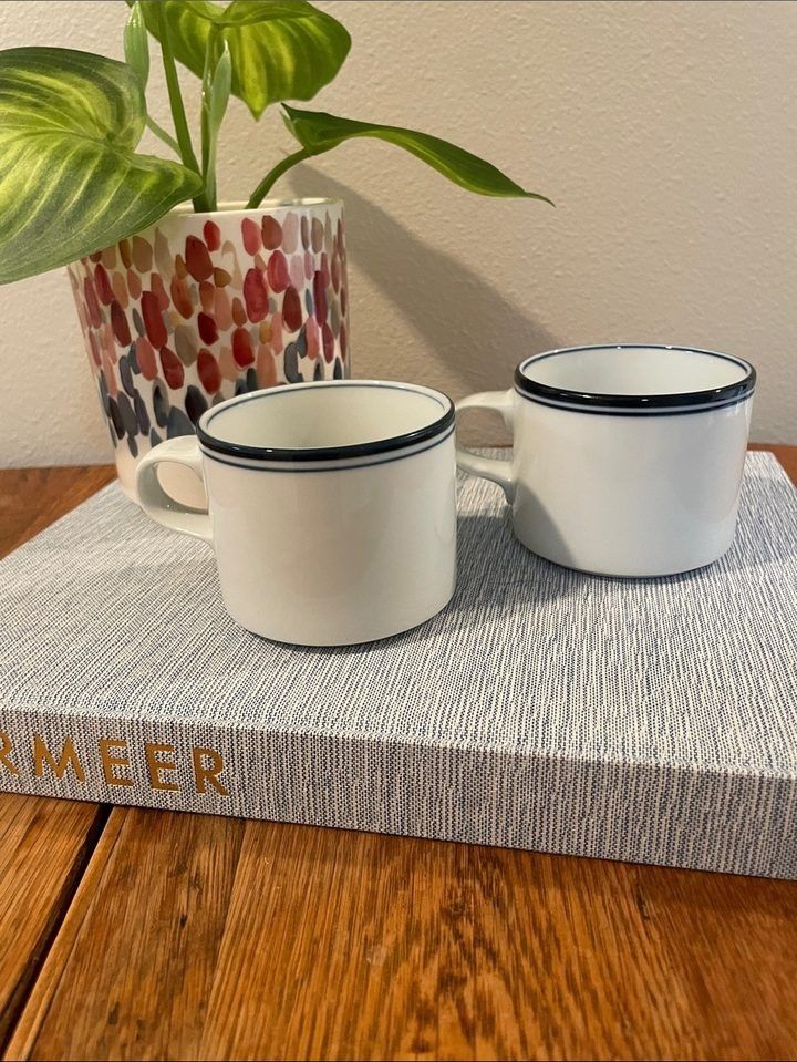 White Ceramic Mugs With Black Rim image 2