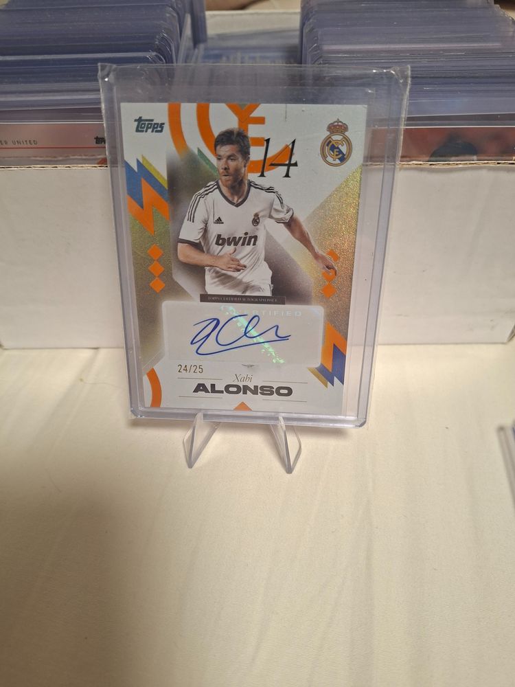 Auyo xabi alonso /25 Topps Real Madrid Football Trading Card