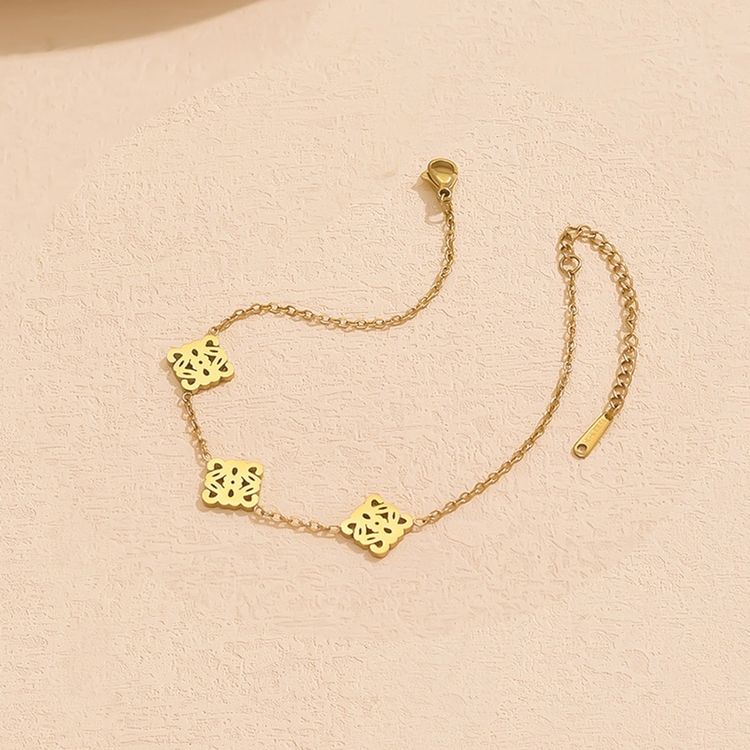 Gold-Tone Necklace And Bracelet Set obraz 4