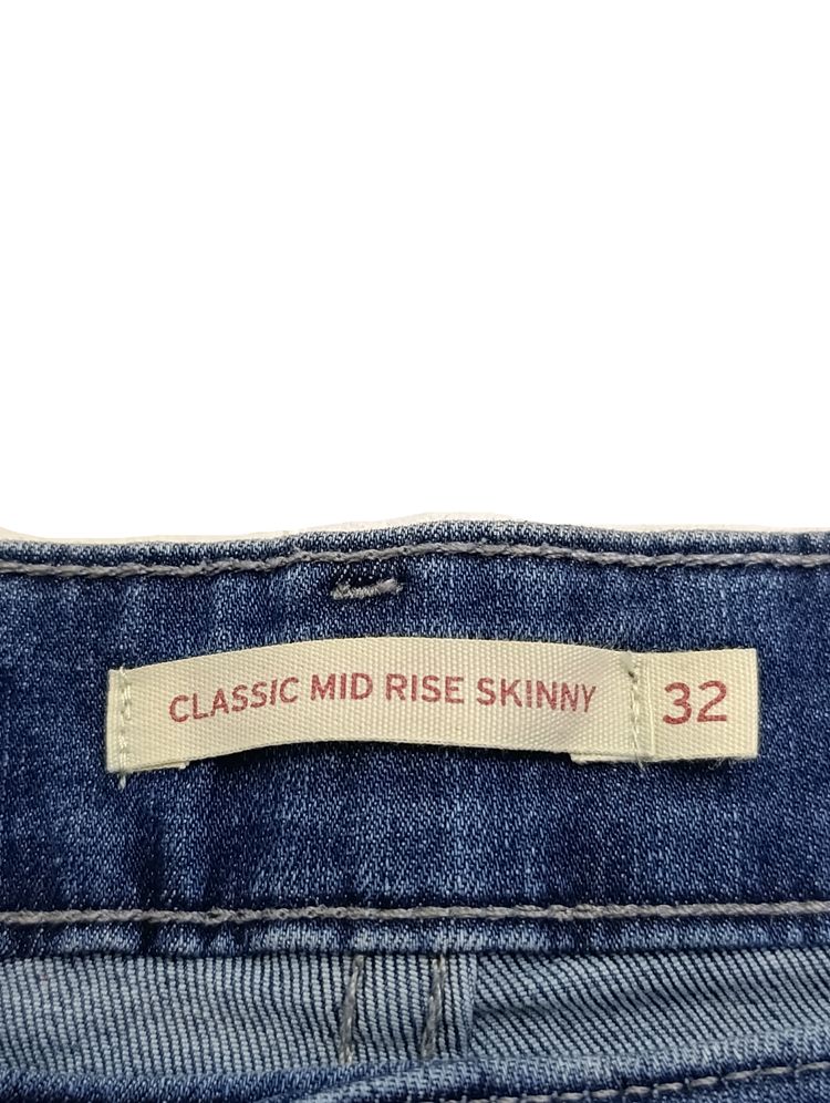 Levi's Classic mid rise skinny donna W32 L30 levis vintage jeans usato 3