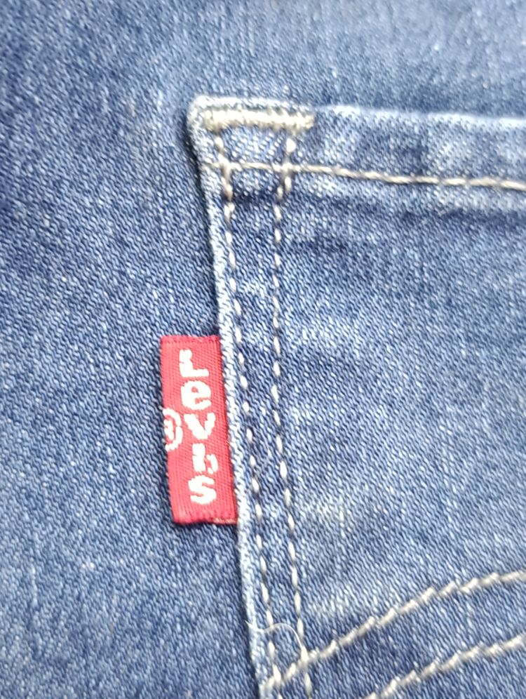 Levi's Classic mid rise skinny donna W32 L30 levis vintage jeans usato 5
