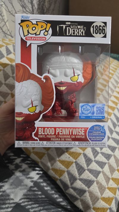 Funko Pop! Television, Blood Pennywise, Vinyl Figure