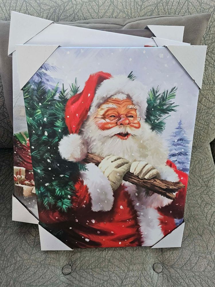 Christmas-Themed Wall Art Set 2