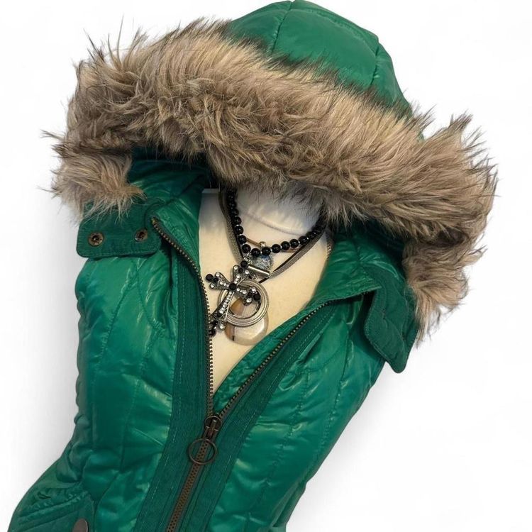 Green Sleeveless Puffer Golet Vest With Faux Fur Hood size S/M imagen 6