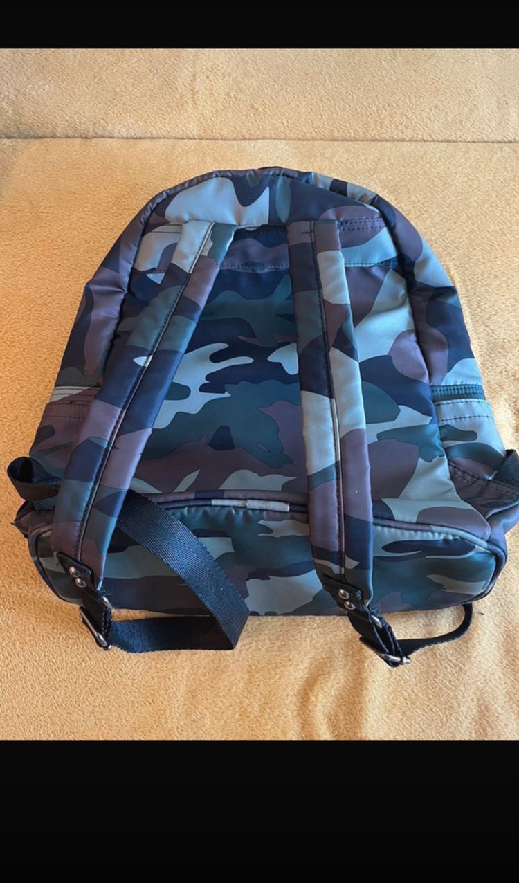 Superdry Camo Backpack 3