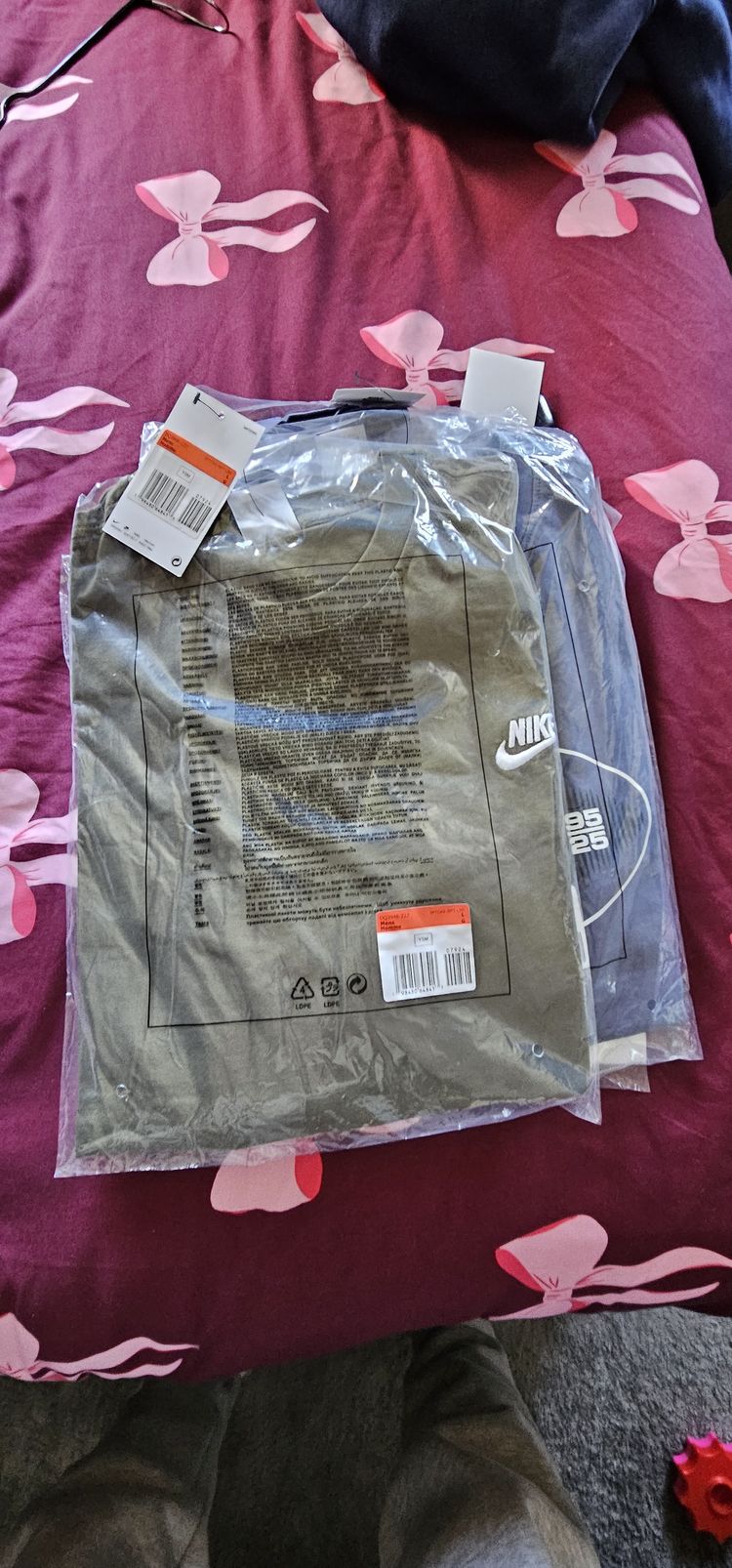 Nike Nike T-shirt  product image
