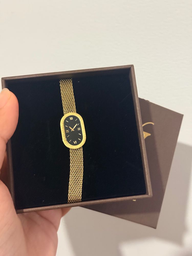 Other Gold Mesh Strap Wristwatch With Black Dial product image