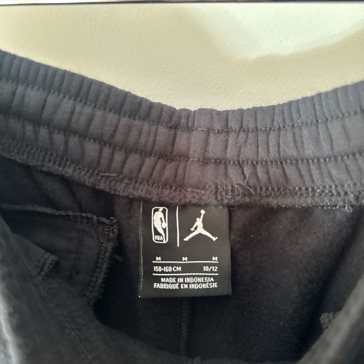 Chicago Bulls Jordan joggers  - Youth Medium image 3