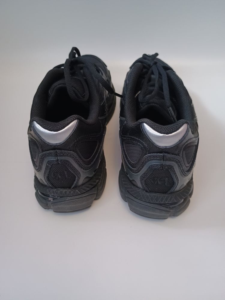 Immagine di Buty Asics Gel Nyc 5