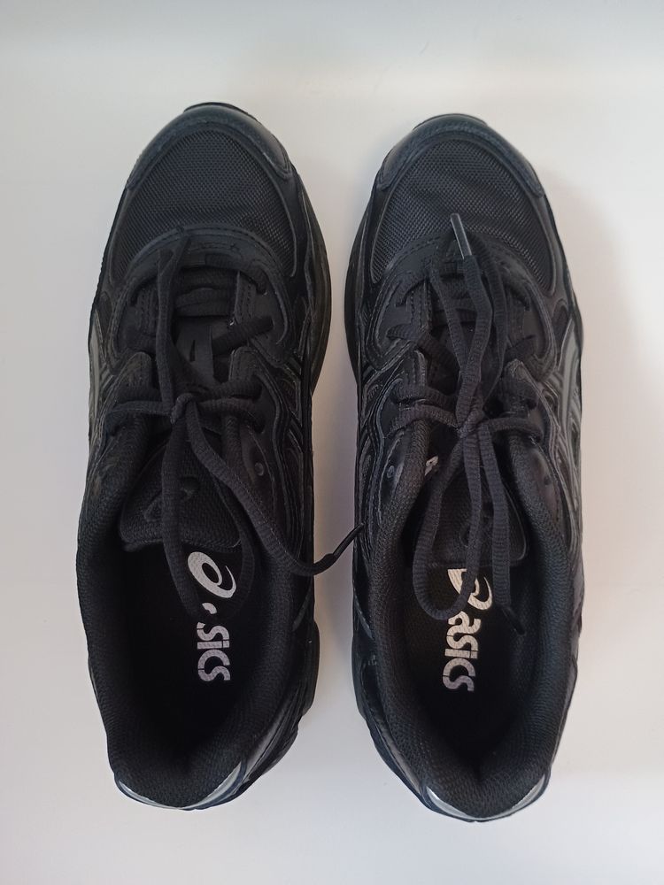 Immagine di Buty Asics Gel Nyc 4