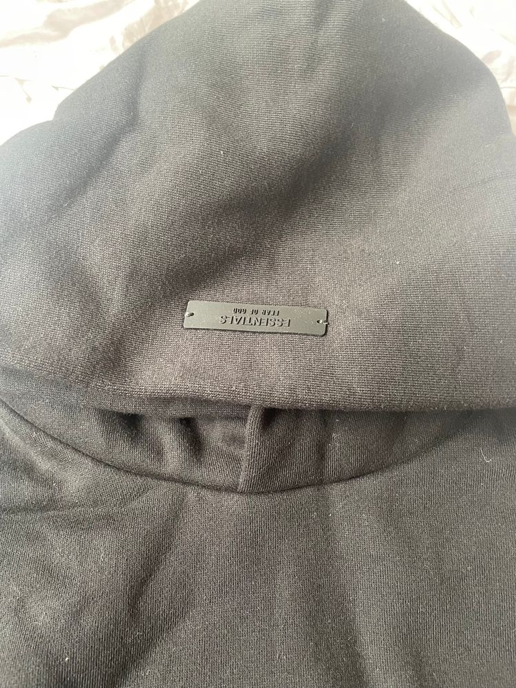 Essentials Fear of God black hoodie size L 4