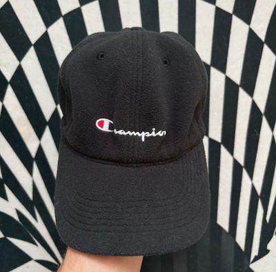Champion Black Cap Invernal