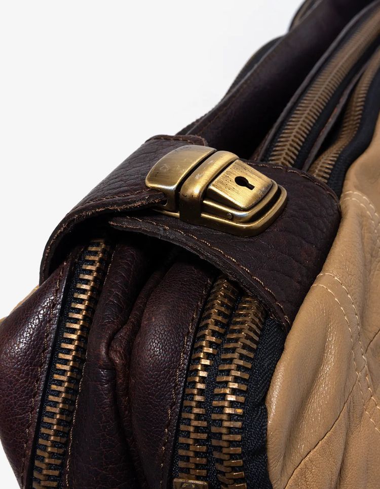 Collection PRIVÉE? Handcrafted Lambskin & Calfskin Leather Messenger Bag image 4
