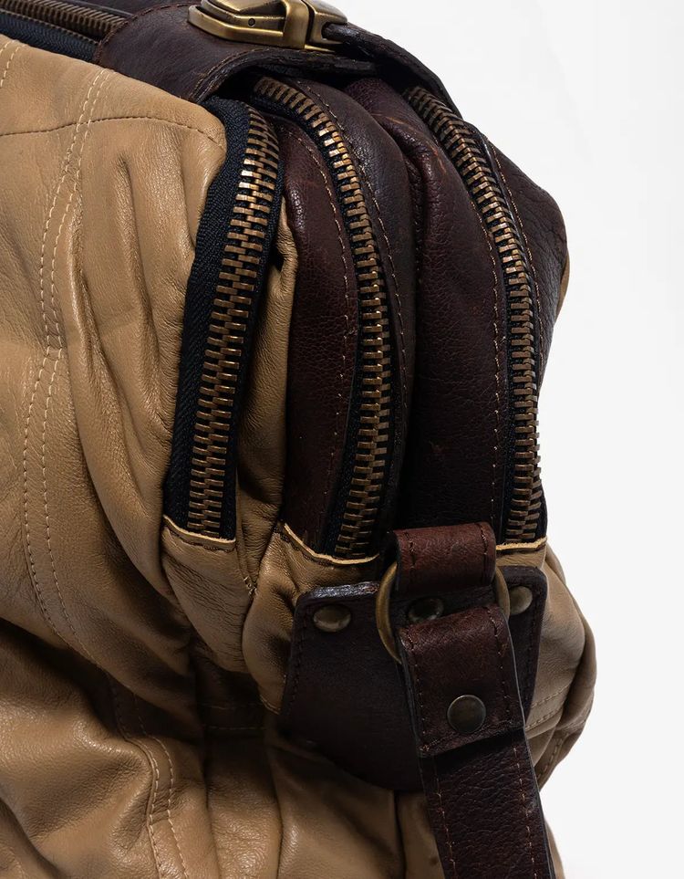 Collection PRIVÉE? Handcrafted Lambskin & Calfskin Leather Messenger Bag image 14