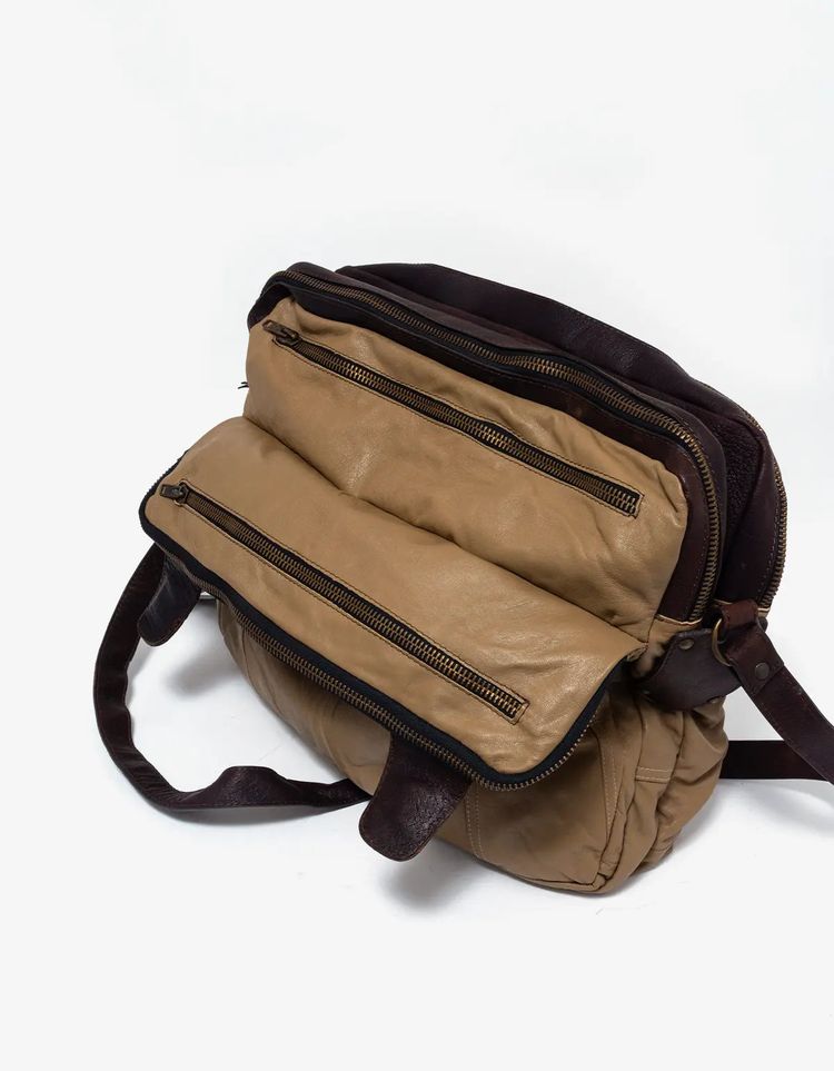 Collection PRIVÉE? Handcrafted Lambskin & Calfskin Leather Messenger Bag image 9
