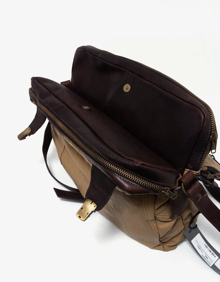 Collection PRIVÉE? Handcrafted Lambskin & Calfskin Leather Messenger Bag image 12